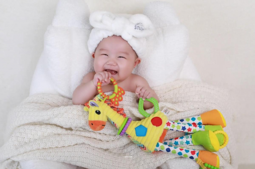 韶关1岁宝宝流鼻涕打喷嚏